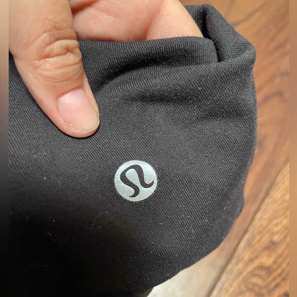 Lulu Lemon Leggings - Picture 2 of 3